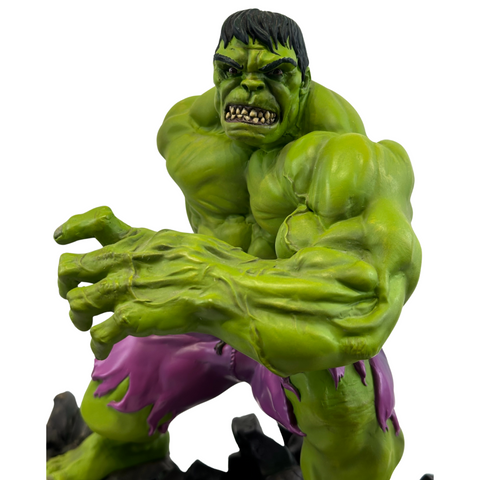 The Incredible Hulk 30cm Painted Statue Randy Bowen Marvel 1941/3000