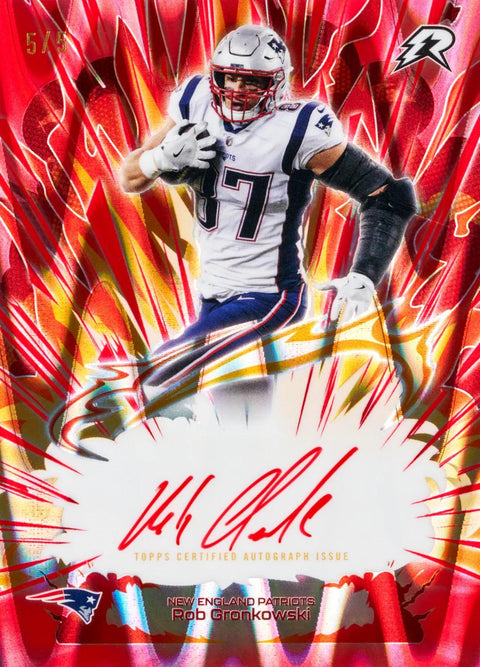 2025 Topps Resurgence Football Blaster