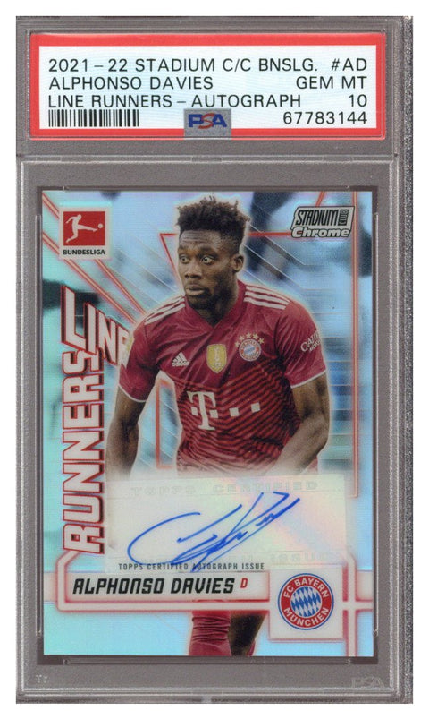 2021 Stadium Club Chrome Bundesliga Alphonso Davies Line Runners Auto /70 PSA 10