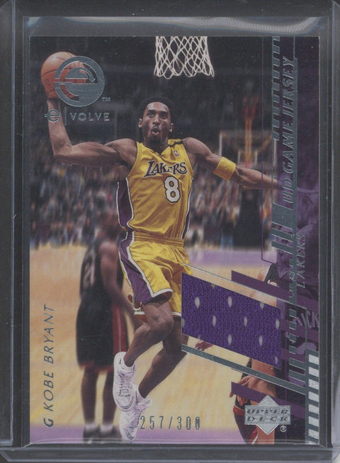 2000 UD Game Jersey Kobe Bryant Patch Card #257/300