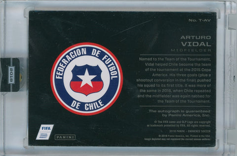 2018 Panini Soccer Eminince # T-AV Arturo Vidal 1/5 Trophy Case Auto on card
